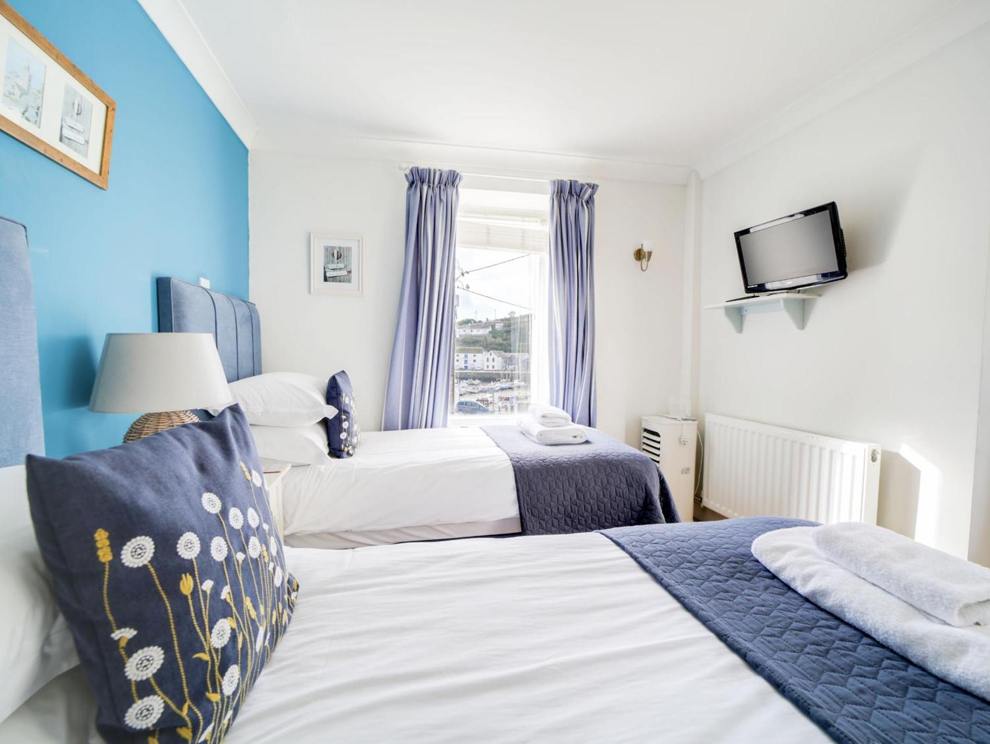 The Artist Loft, Ensuite Guest Rooms, Porthleven Exterior photo